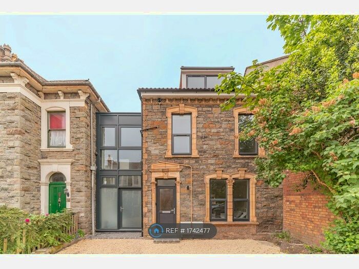 2 Bedroom Flat To Rent In Beaconsfield Road, St. George, Bristol, BS5