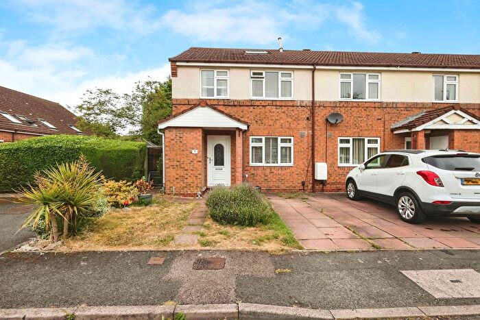 4 Bedroom Property To Rent In St Loyes Close, Halesowen, B62