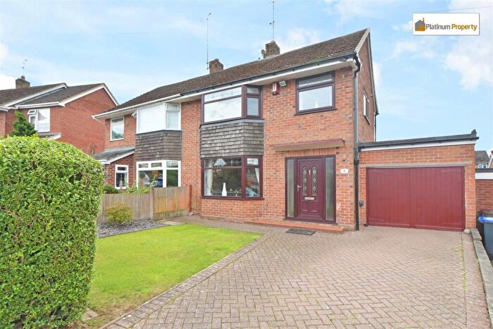 3 Bedroom Semi-Detached House For Sale In Maple Crescent, Blythe Bridge, ST11