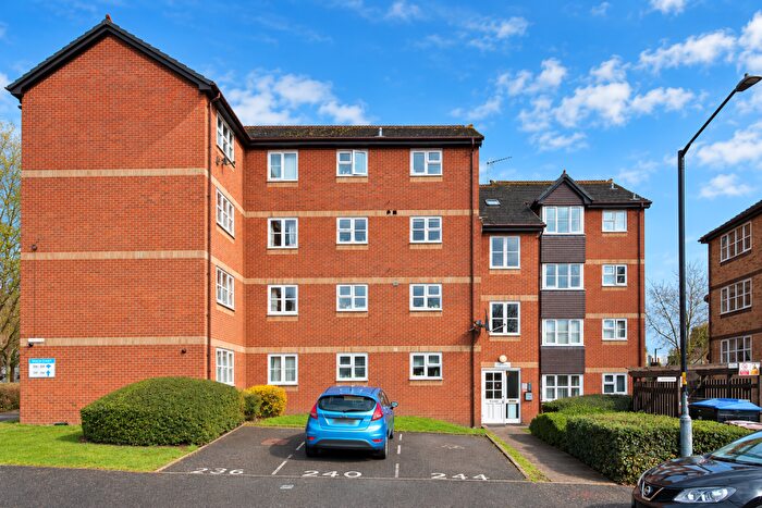 Studio To Rent In Stubbs Drive, London, SE16