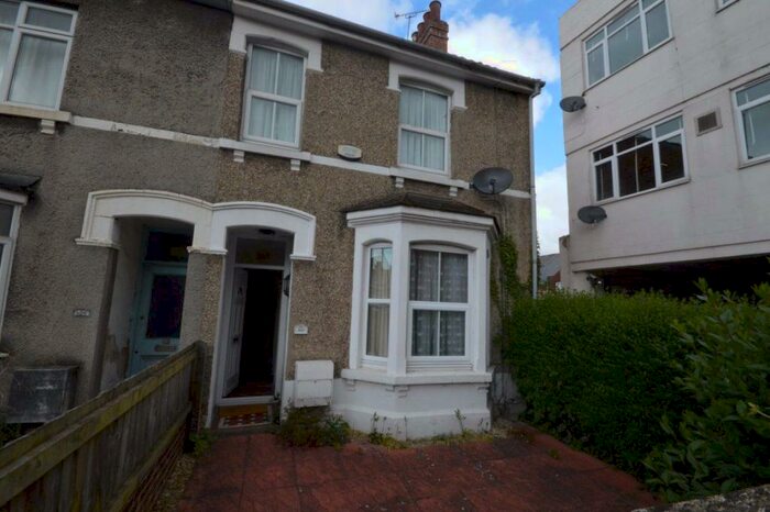 2 Bedroom House To Rent In Eastcott Hill, SN1