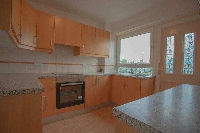 4 Bedroom Terraced House To Rent In Whitehill Avenue, Kirkintilloch, Glasgow, G66