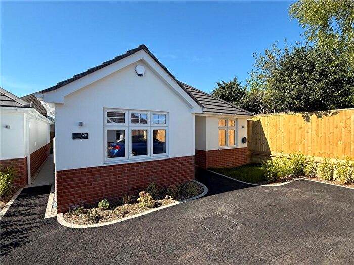 2 Bedroom Bungalow For Sale In Lacey Crescent, Parkstone, Poole, Dorset, BH15