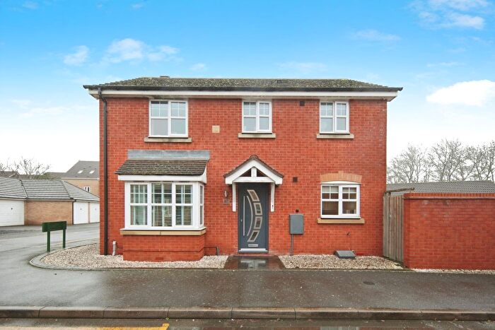 3 Bedroom Detached House For Sale In Hawksworth Crescent, Chelmsley Wood, Birmingham, West Midlands, B37