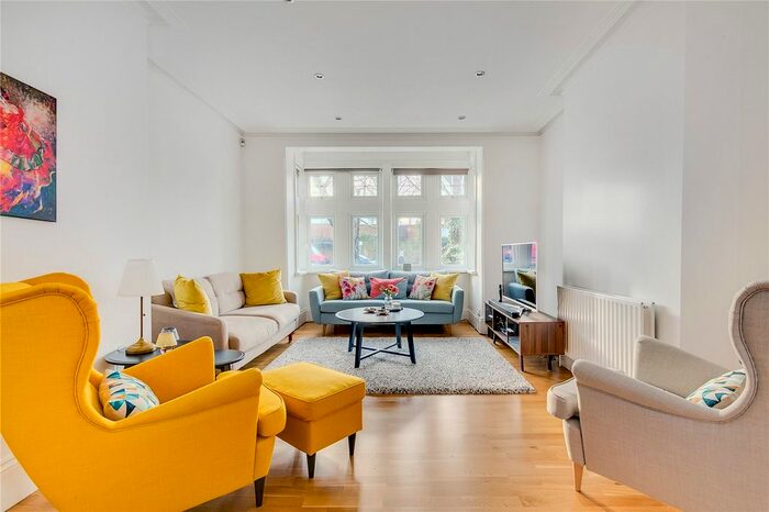 5 Bedroom Property To Rent In Sheen Road, Richmond, TW9