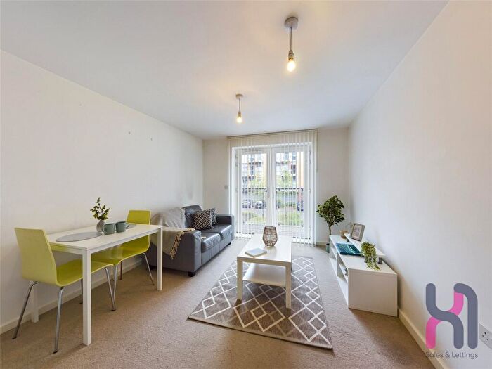 1 Bedroom Flat To Rent In Endeavour House, B Elmira Way, M5