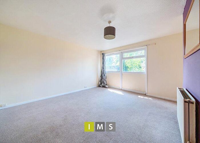 2 Bedroom Terraced House For Sale In Birch Road, Bicester, OX25