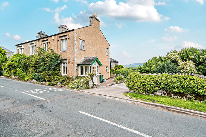 4 Bedroom Semi-Detached House For Sale In Silverdale Road, Yealand Redmayne, LA5