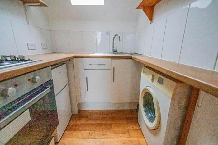 2 Bedroom Flat To Rent In Manx Road, Horfield, Bristol, BS7