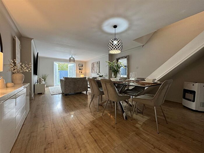 3 Bedroom Terraced House For Sale In Meadgate, Pitsea, Basildon, SS13