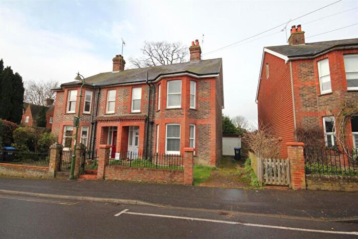3 Bedroom Detached House To Rent In Compton Road, Lindfield, Haywards Heath, RH16