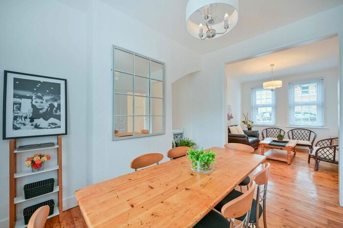 2 Bedroom Terraced House To Rent In Cowper Avenue, Sutton, SM1