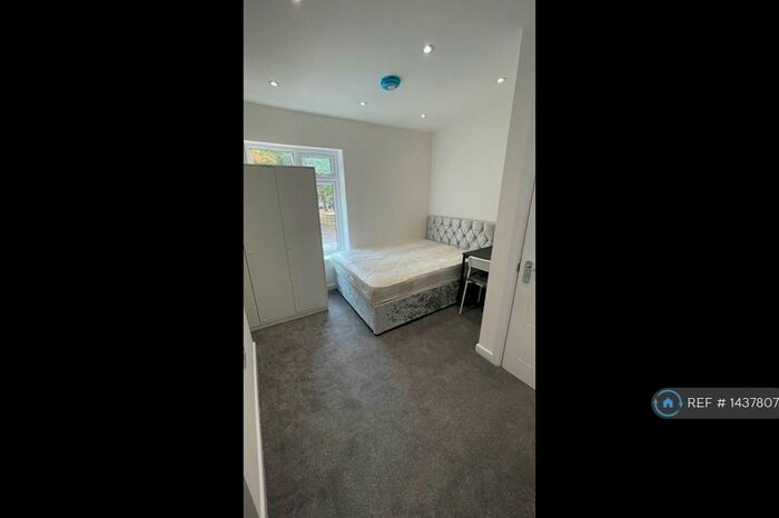 4 Bedroom Terraced House To Rent In Queens Road, Maidstone, ME16