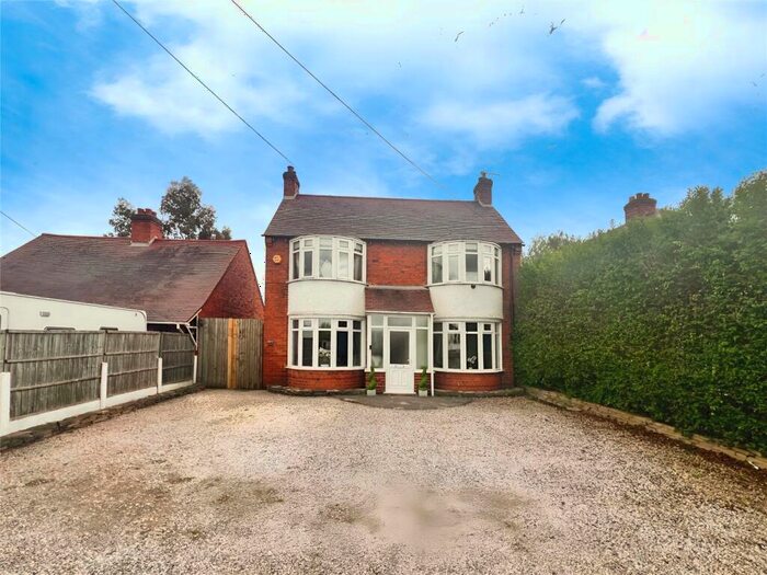 3 Bedroom Detached House For Sale In Lichfield Road, Barton Under Needwood, Burton-on-Trent, Staffordshire, DE13