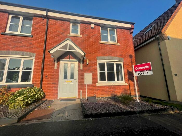 3 Bedroom House To Rent In Northgate Close, Dudley, DY1