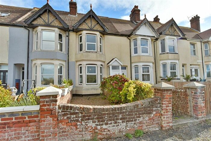 3 Bedroom Terraced House For Sale In Alsager Avenue, Queenborough, Kent, ME11