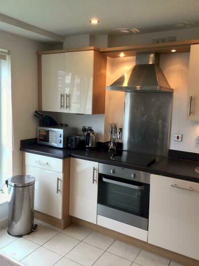 Apartment To Rent In Hive, Masshouse Plaza, Birmingham, B5