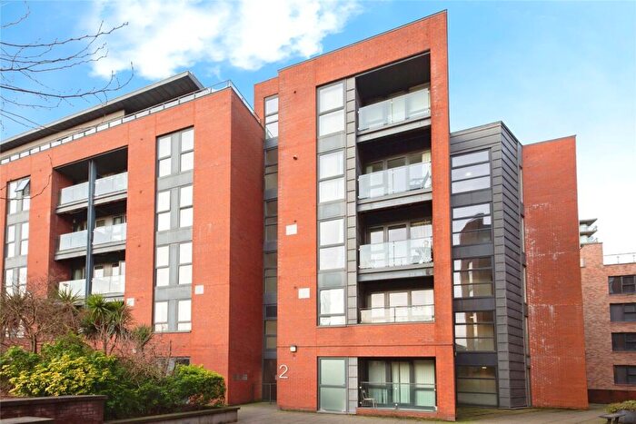1 Bedroom Flat For Sale In Quebec Building, Bury Street, Salford, Lancashire, M3