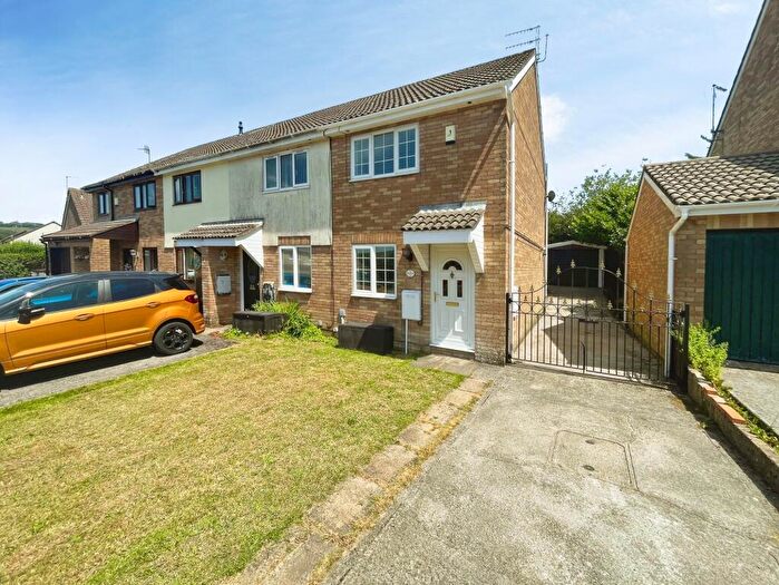 2 Bedroom End Of Terrace House For Sale In Davis Avenue, Bryncethin, CF32