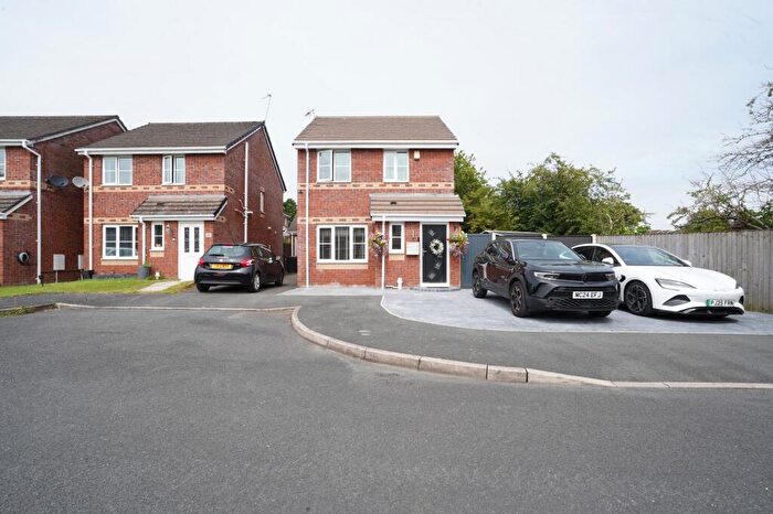 3 Bedroom Detached House For Sale In Rainbow Drive, Atherton, M46