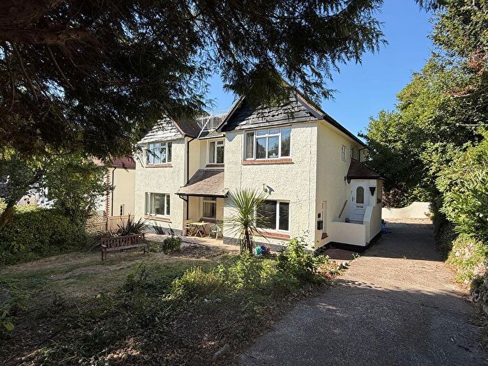 3 Bedroom Flat For Sale In Salcombe Hill Road, Sidmouth, EX10