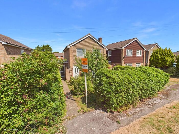 3 Bedroom Detached House For Sale In Hythe Road, Willesborough, TN24