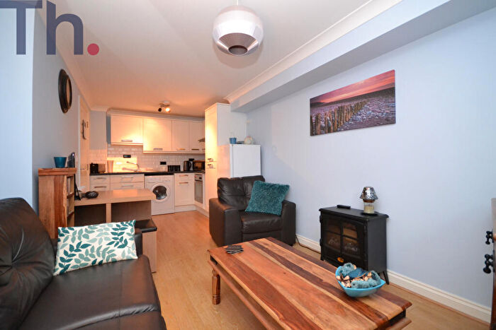 1 Bedroom Flat For Sale In Newport, Isle Of Wight, PO30
