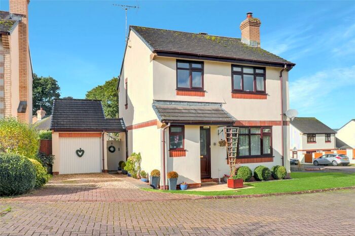 3 Bedroom Detached House For Sale In Marist Way, Barnstaple, EX32