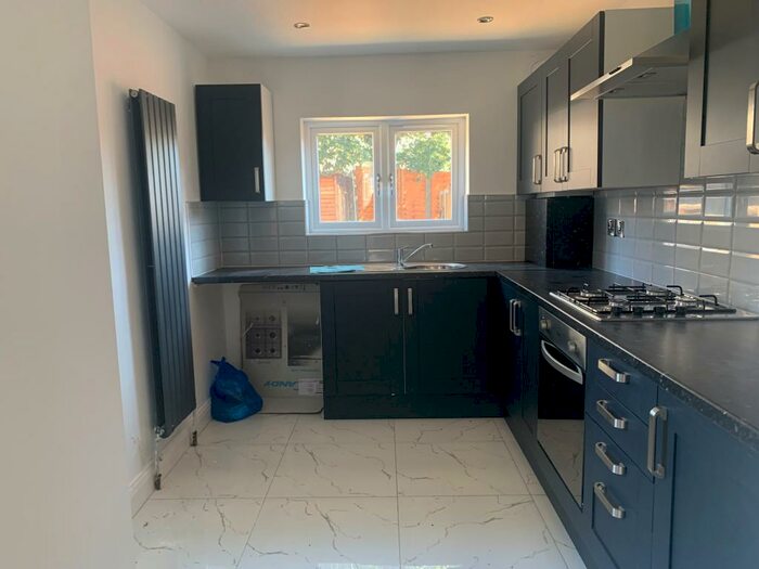 2 Bedroom House To Rent In Devon Road, IG11