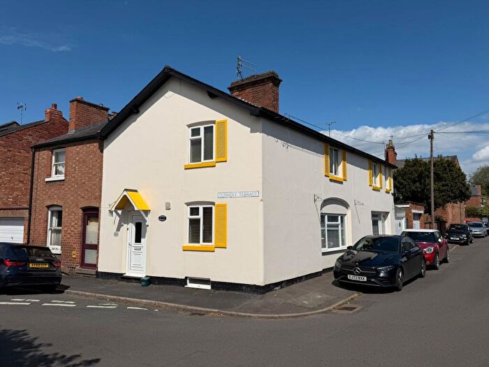 2 Bedroom Apartment To Rent In Gunnery Terrace, Leamington Spa, CV32