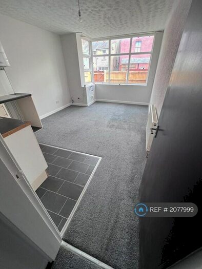 1 Bedroom Flat To Rent In Raikes Parade, Blackpool, FY1