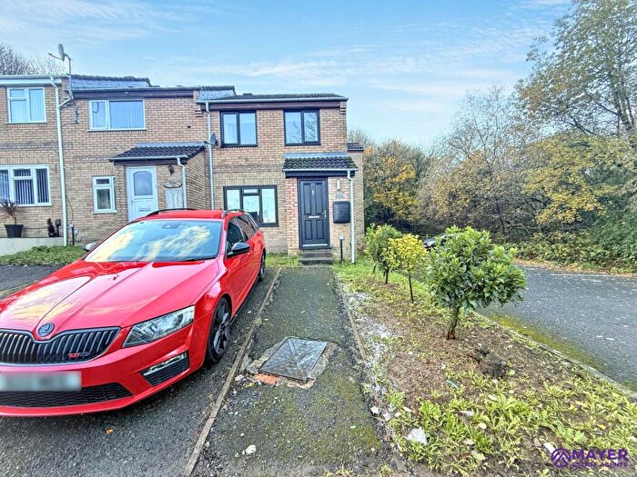 2 Bedroom End Of Terrace House For Sale In Reddington Road, Plymouth, PL3