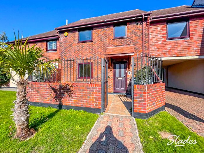 3 Bedroom House To Rent In The Courtyard, Gladstone Close, Mudeford, BH23