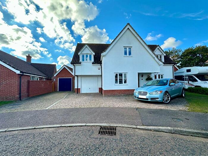 4 Bedroom Detached House To Rent In Blenheim Meadow, Nedging Tye, IP7