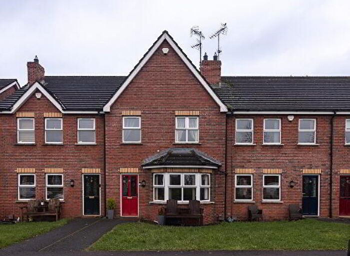 3 Bedroom Mid Terraced House For Sale In Linen Green, Armagh, BT60