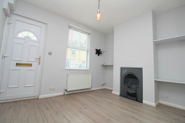 3 Bedroom Terraced House To Rent In Charles Street, Greenhithe, DA9