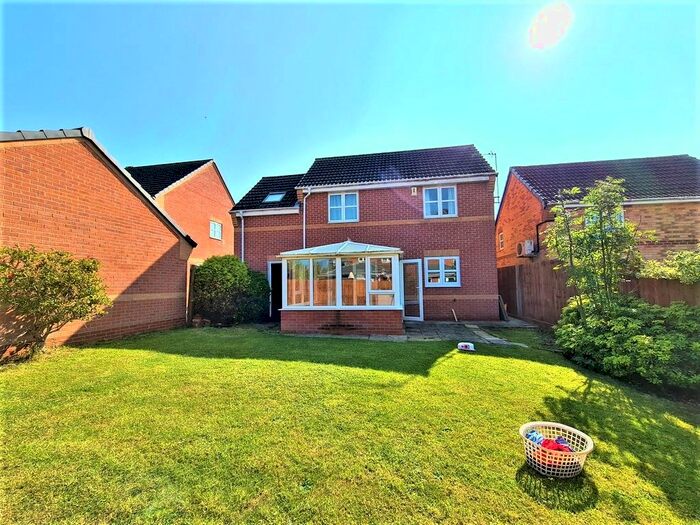 4 Bedroom Detached House To Rent In Celandine Close, Oadby LE2