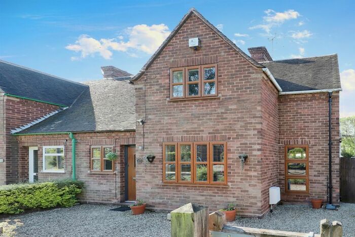 3 Bedroom Semi-Detached House For Sale In Waresley Court Road, Hartlebury, Kidderminster, DY11