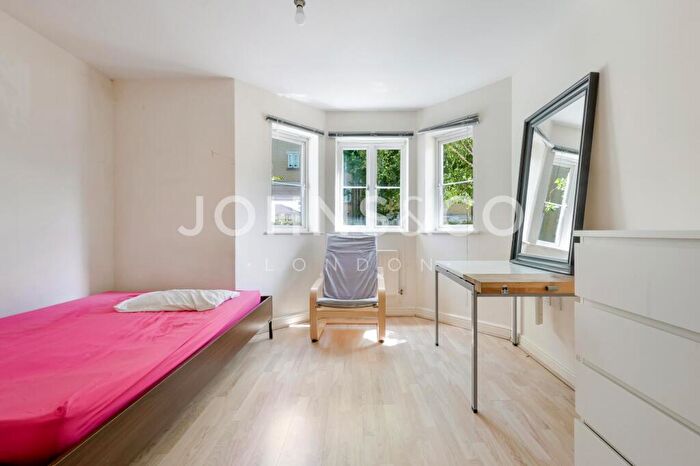 2 Bedroom Apartment To Rent In Kelly Avenue, Peckham, London, SE15