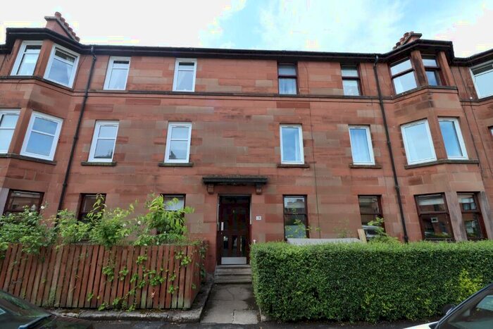 3 Bedroom Flat To Rent In Cartside Street, Cathcart, Glasgow, G42