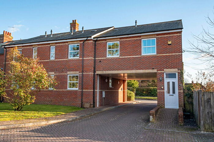 2 Bedroom Maisonette For Sale In Station Road, Whitchurch, RG28