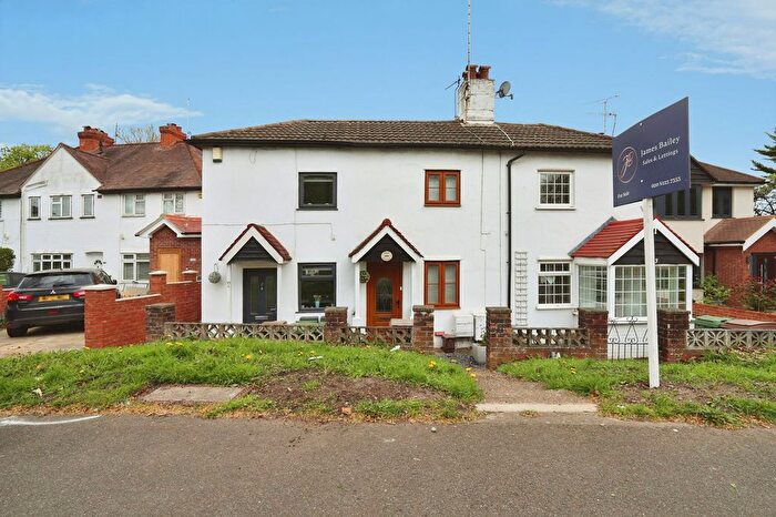 2 Bedroom Terraced House For Sale In St. Dunstans Hill, Cheam, SM1