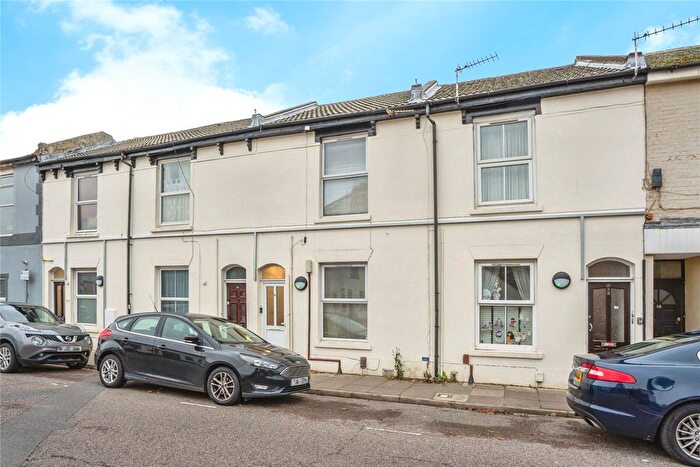 2 Bedroom Flat For Sale In Somers Road, Southsea, Hampshire, PO5