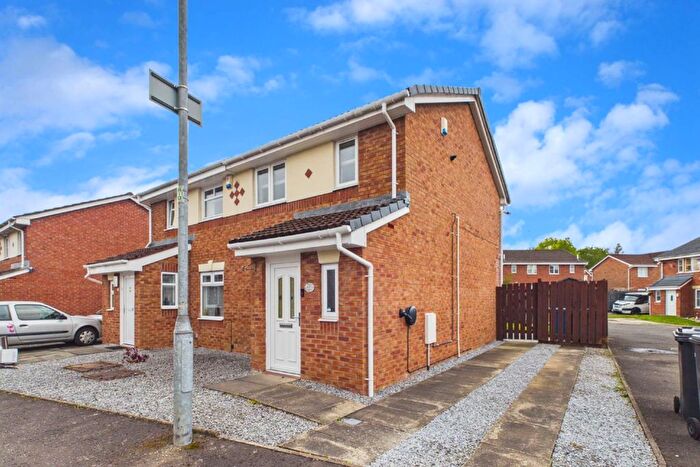 2 Bedroom Semi-Detached House For Sale In Blair Atholl Gardens, Hamilton, ML3