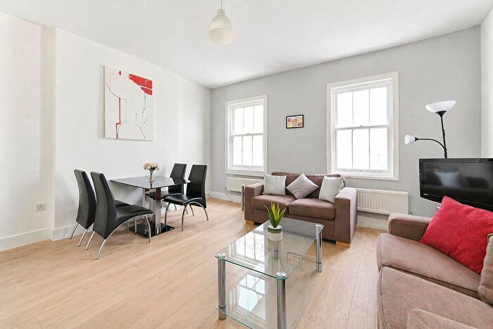 2 Bedroom Apartment To Rent In Baker Street, Marylebone, London, NW1