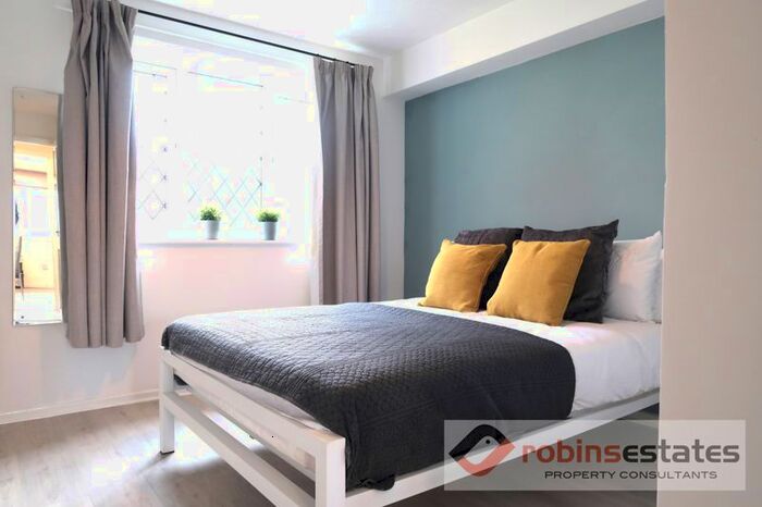 1 Bedroom Property To Rent In Kittiwake Mews, Lenton, Nottingham, NG7