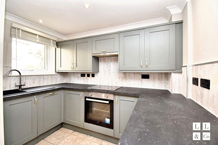 2 Bedroom Terraced House For Sale In West Rise, Falmouth, TR11