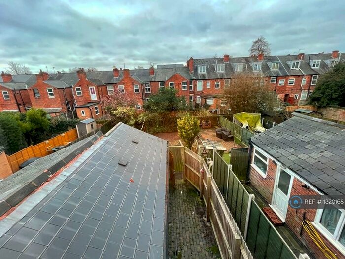 2 Bedroom Terraced House To Rent In Chatsworth Avenue, Nottingham, NG7