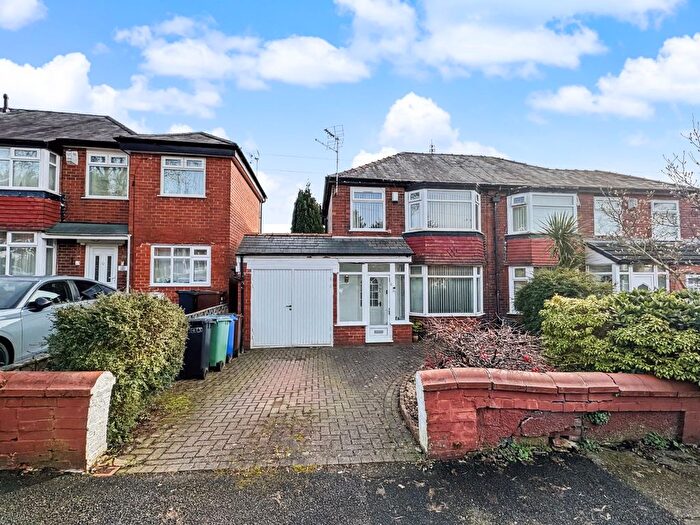 3 Bedroom Semi Detached House For Sale In Butterstile Lane, Prestwich, M25