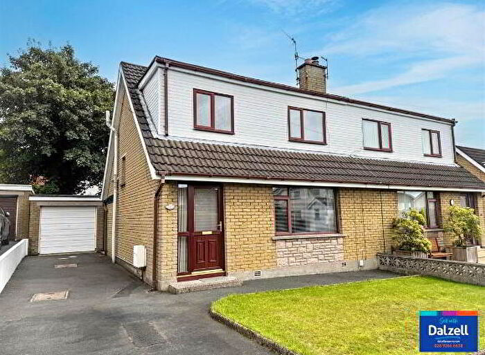3 Bedroom Semi-Detached Chalet Bungalows For Sale In Richmond Avenue, Lisburn, BT28